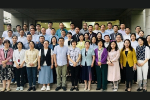 Викладачів Біблійного коледжу навчають у Центральному інституті соціалізму в Пекіні