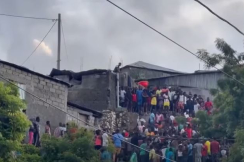 Землетрясение на западе Гаити, погибли, по меньшей мере, 4 человека
