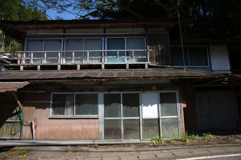 В Японії за безцінь продають покинуті будинки (ВІДЕО)