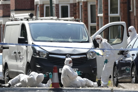 3 людини вбито, ще 3 постраждали від наїзду фургона в англійському місті Ноттінгем (ВІДЕО)