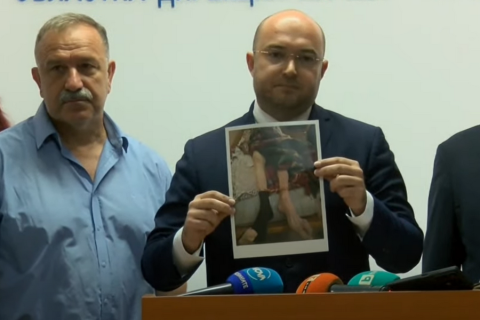 Шесть человек задержаны за жестокое обращение с пациентами в болгарском доме престарелых