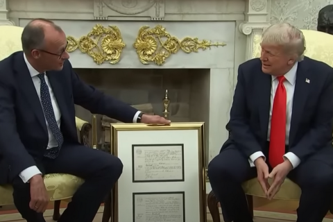Залишивши відкритими питання торгівлі, Трамп і Мерц висловили задоволеність зустріччю в Білому домі (ВІДЕО)