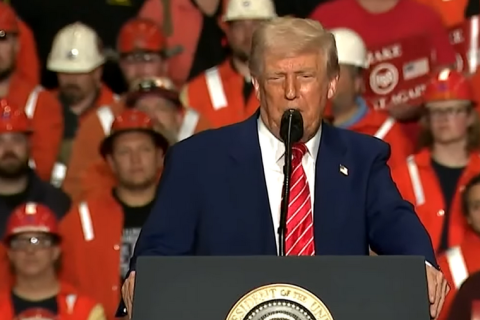 Трамп заявив про плани підняти мита на сталь і алюміній до 50% (ВІДЕО)