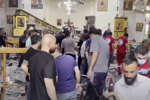 Щонайменше 22 людини загинули після теракту смертника в православній церкві в Сирії (ВІДЕО)