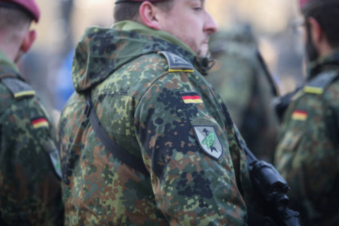 Німеччина до кінця року залучить 11 000 додаткових військовослужбовців