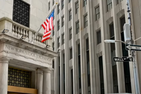 Регулятор фондового ринку США хоче посилити правила реєстрації іноземних компаній (ВІДЕО)