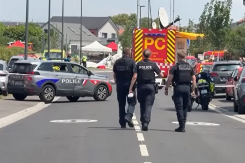 В результаті авіакатастрофи на північному сході Франції загинули 11 осіб (ВІДЕО)