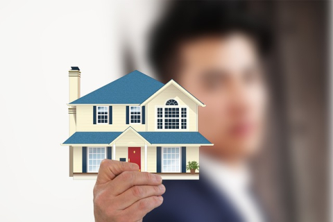 Почему при аренде, покупке или продаже жилья лучше пользоваться услугами специалистов из агентства недвижимости?