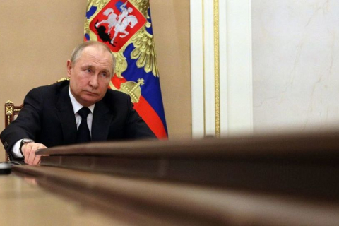 Колишній російський дипломат: Путін буде "принижений", якщо йому доведеться зустрітися із Зеленським