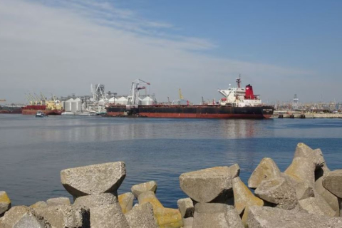 Ключевой для Украины румынский порт испытывает сложности из-за заполнения зерном