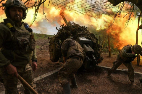 США планують надіслати Україні касетні боєприпаси, заявляють чиновники (ВІДЕО)