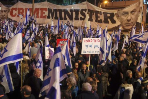 У Тель-Авіві знову масові протестували проти судової реформи