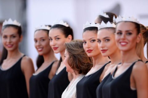 Конкурс краси "Міс Італія" виключив участь чоловіків-трансгендерів (ФОТО)