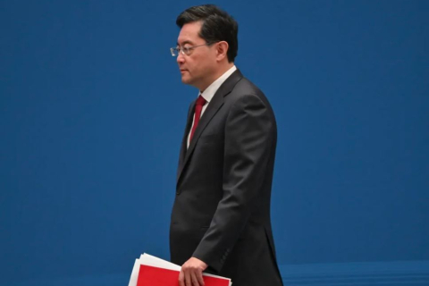 Китай критикує "зловмисний ажіотаж" навколо зникнення Цинь Гана (ВІДЕО)
