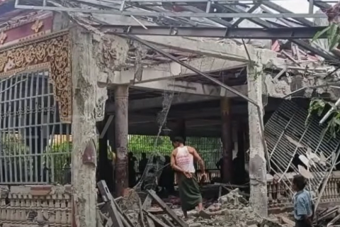Внаслідок авіаудару по буддистському храму в М'янмі загинули щонайменше 23 людини (ВІДЕО)