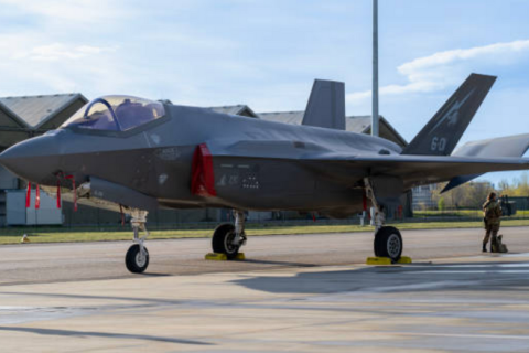Зростання вартості винищувачів F-35 американського виробництва викликала критику Швейцарії