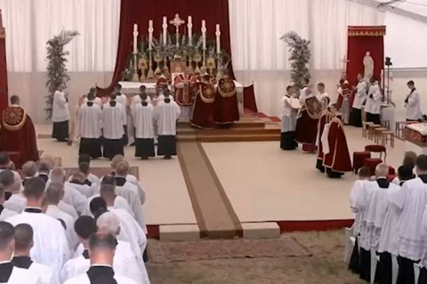 Члени католицької групи «Братство святого Пія X» відлучені від Церкви, заявляє Ватикан (ВІДЕО)