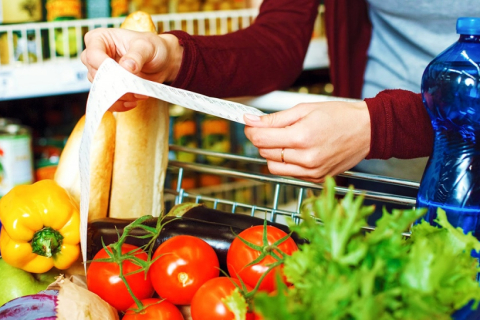 Как выбрать продукты в интернет-супермаркете: полезные рекомендации