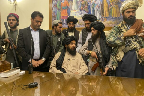  Талибан у власти — армия не хочет воевать: "Солдаты предпочитают защищать свои семьи"