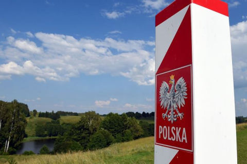 Моравецкий: Пограничники не позволят нелегальным мигрантам въехать в Польшу