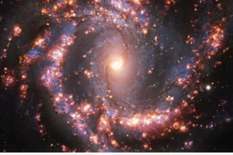 Удивительный фейерверк: учеными раскрыты потрясающие особенности ближайших галактик (ВИДЕО)