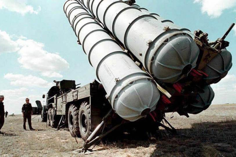 Російський ракетний комплекс С-300 прослизнув через Босфор у бік війни в Україні