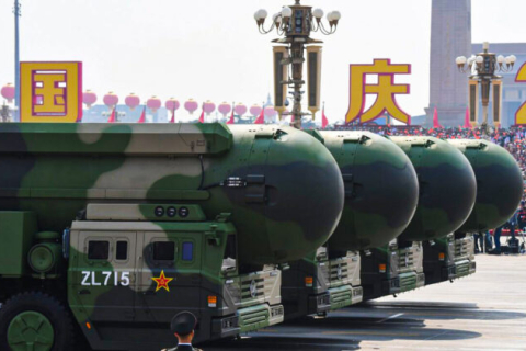 Китай нарощує ядерний арсенал, здійснюючи «найбільше військове будівництво в історії»: Командувач США 
