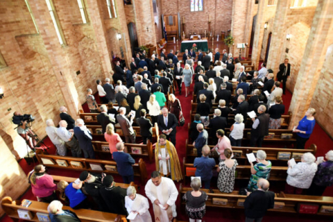 Розкол англіканської церкви в Австралії: консерватори відмовилися схвалити одностатеві шлюби