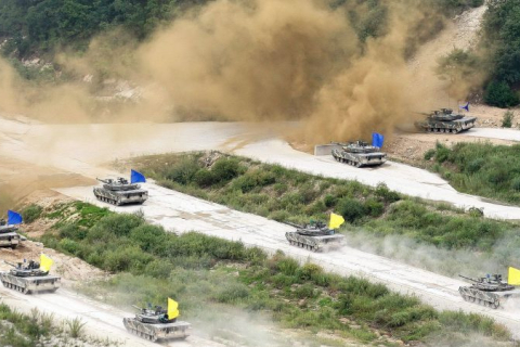 Америка и Южная Корея планируют самые крупные военные маневры за последние годы