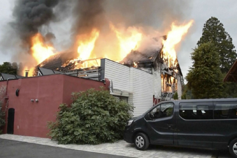 11 осіб загинули через пожежу в будинку для людей з інвалідністю у Франції (ВІДЕО)