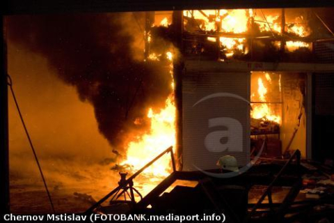 Фотообзор: Пожар на «Барабашово»