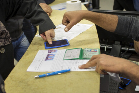 Рада прийняла закон про відбитки пальців та біометричні паспорти