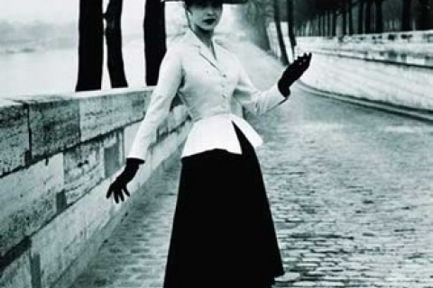 Классические женские наряды Dior ранних лет 