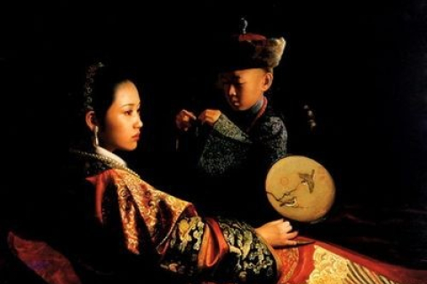 Палацове життя династії Цін на картинах китайських художників