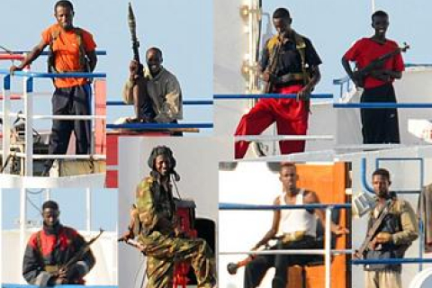 Сомалійські пірати звільнили суховантаж Lugela з 12 українцями