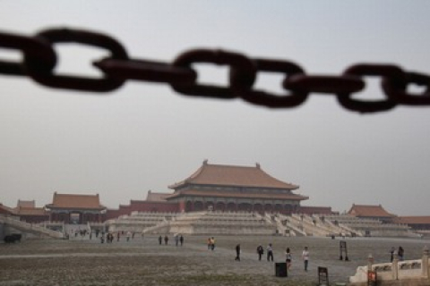 Китайский чиновник призывает остерегаться  «ловушки» гражданского общества