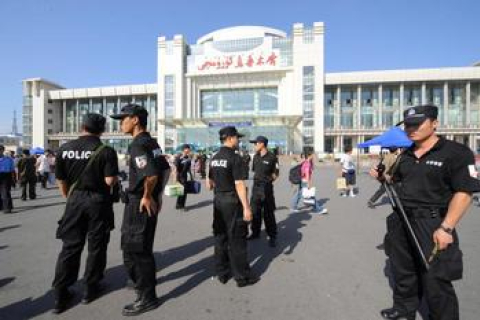 Китайские власти признали, что полицейские застрелили 12 уйгуров в Урумчи