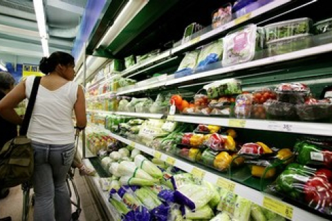 Во фруктах и овощах пекинских супермаркетов обнаружены 17 видов ядохимикатов