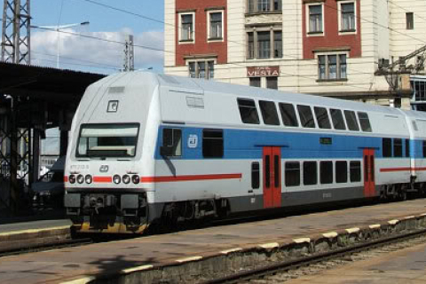 Перший двоповерховий електропоїзд «Шкода» прибув до Харкова
