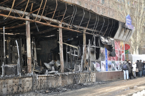 У центрі Донецька згорів торговий павільйон громадянина Туреччини