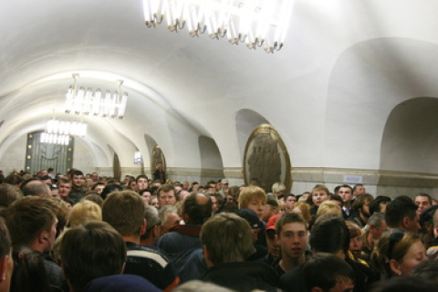 У київському метро тиснява
