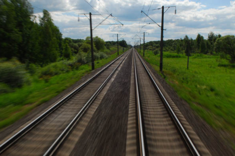Українські залізничні колії не дозволяють Hyundai швидко їздити