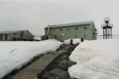 В Антарктиде пропала связь с российско-украинской экспедицией