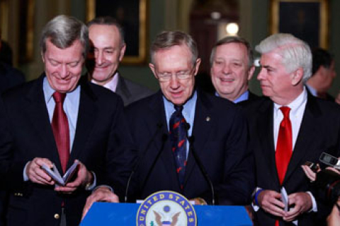 Сенат США принял исторический закон о реформе здравоохранения
