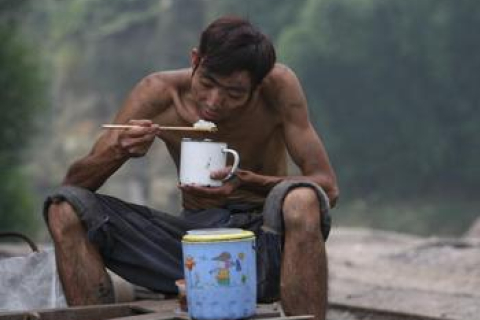 За зростанням ВВП Китаю стоїть праця безправних селян