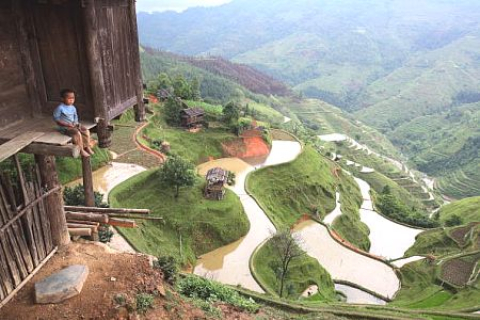 Китайська народність Мяо – хранителька стародавньої культури (1) (фото)