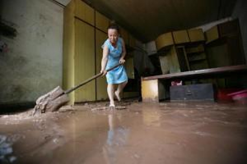 В июле Китай пострадал от серьезных засухи и наводнений