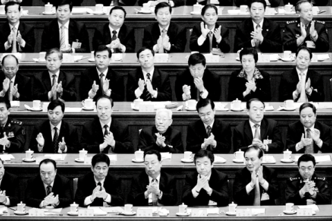 Пекин может объявить о прекращении правления компартии