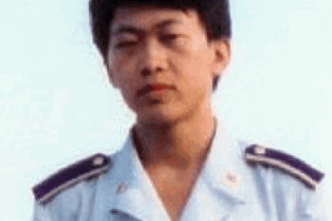 Ху Жіхуа розповів про жорстоке переслідування свого брата китайським комуністичним режимом