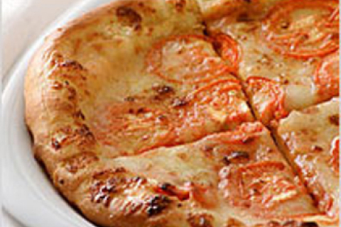 Як приготувати тісто для чудової піци: рецепт від знаменитого ресторатора Вольфганга Пака